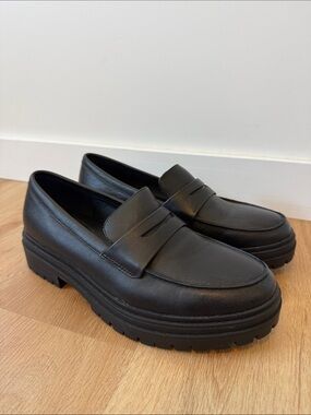 Quince leather lug sole loafer